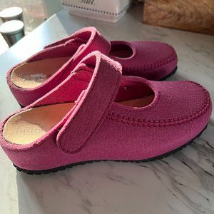 NWOT Haflingers Pink Baby Janes 39